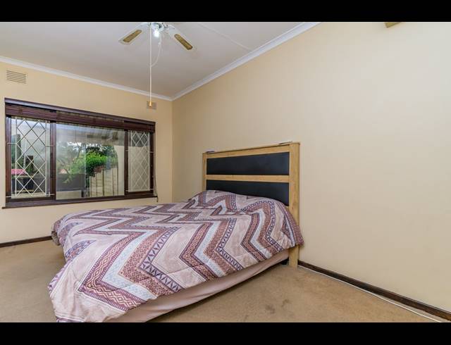 3 BEDROOM TOWNHOUSE FOR SALE IN THE WOLDS